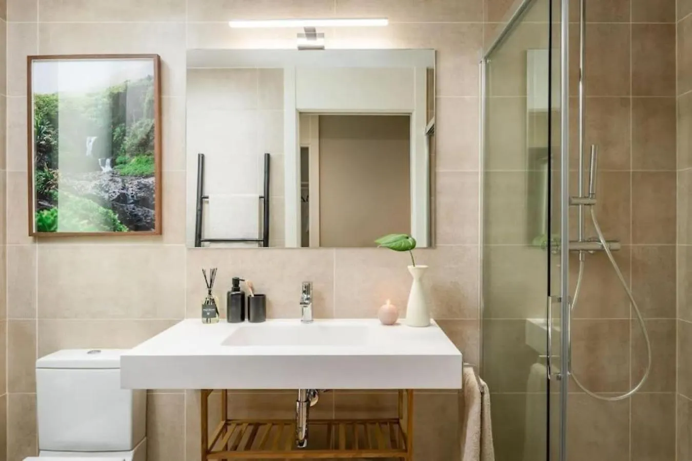 Lulua - 2 Bedrooms In Eixample Dreta Barcelona Apartment
