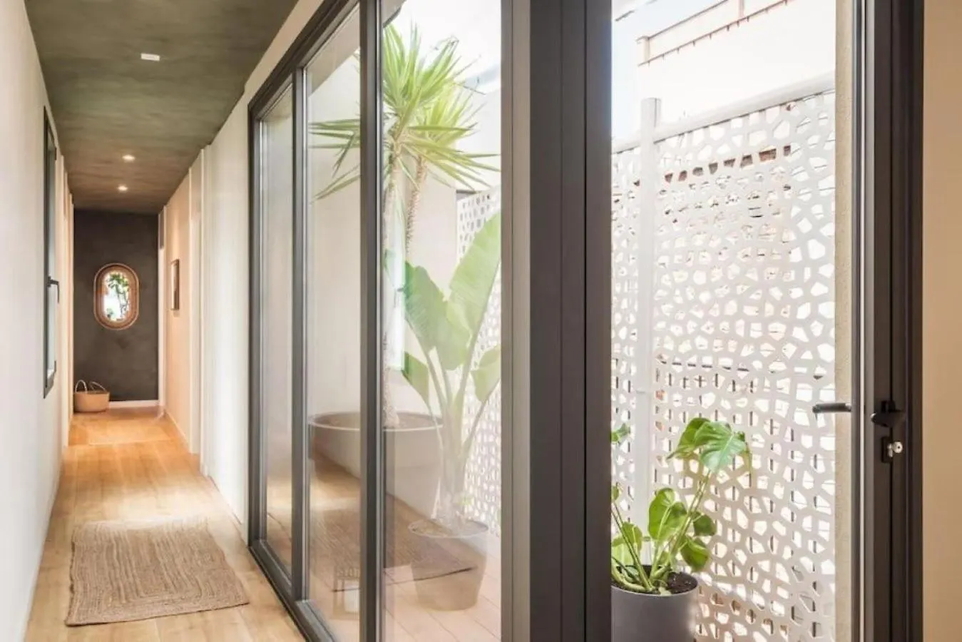 Apartment Lulua - 2 Bedrooms In Eixample Dreta Barcelona