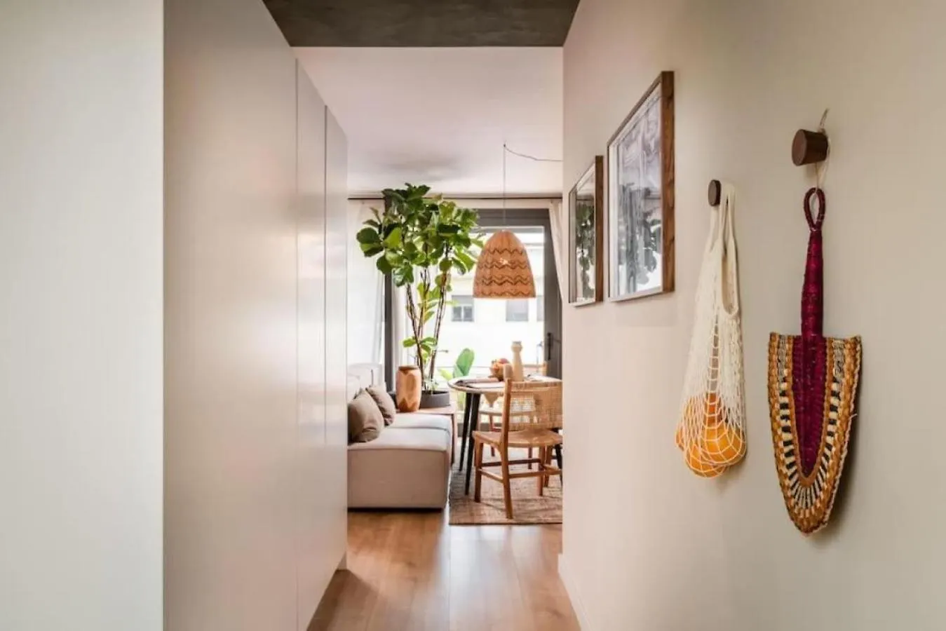 Lulua - 2 Bedrooms In Eixample Dreta Barcelona Spain