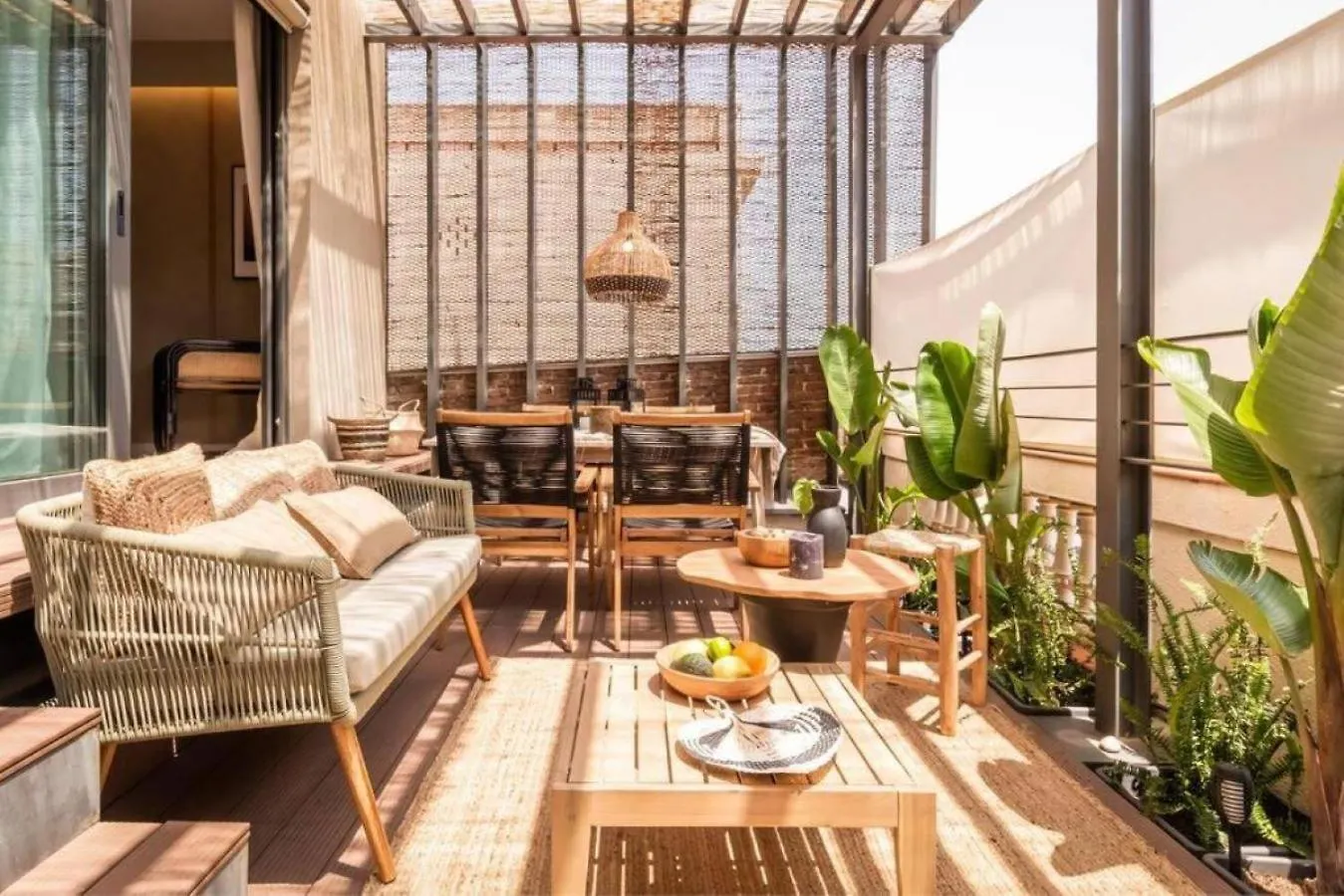 Lulua - 2 Bedrooms In Eixample Dreta Barcelona