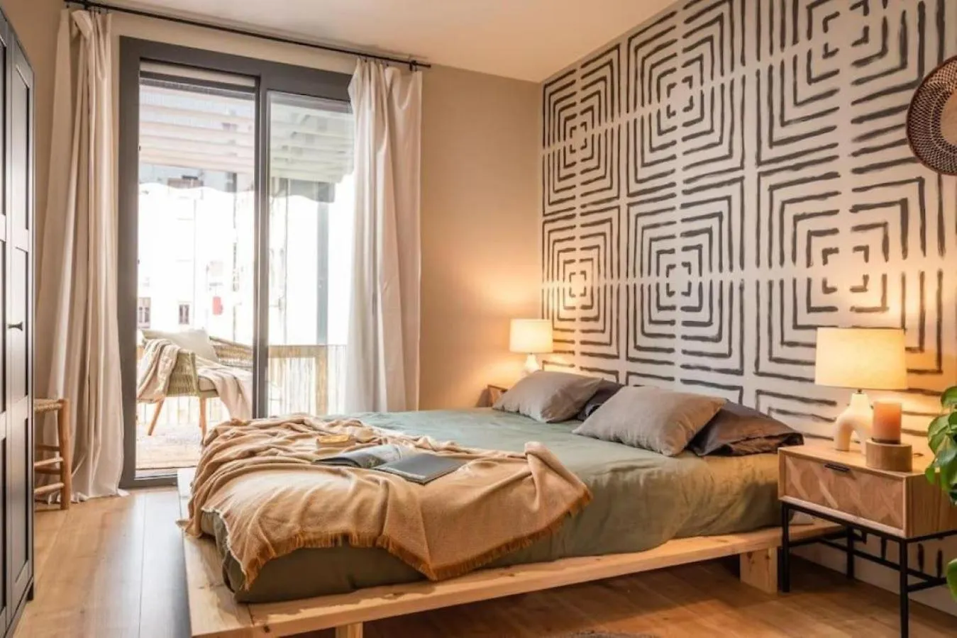 Lulua - 2 Bedrooms In Eixample Dreta Barcelona
